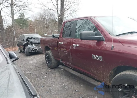 2018 Ram 1500 Slt 4X2 6'4 Box from USA, damaged, VIN 1C6RR6GG4JS123400